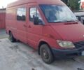 Красный Мерседес Sprinter, объемом двигателя 2.2 л и пробегом 390 тыс. км за 5800 $, фото 1 на Automoto.ua