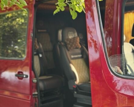 Червоний Мерседес Sprinter, об'ємом двигуна 2.7 л та пробігом 320 тис. км за 7999 $, фото 3 на Automoto.ua