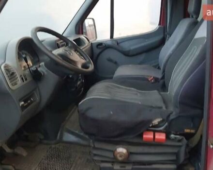Красный Мерседес Sprinter, объемом двигателя 2.2 л и пробегом 390 тыс. км за 5800 $, фото 21 на Automoto.ua