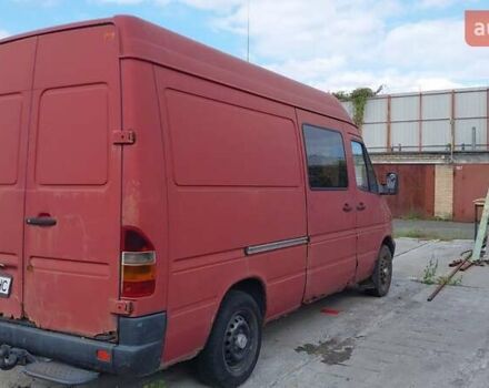 Красный Мерседес Sprinter, объемом двигателя 2.2 л и пробегом 390 тыс. км за 5800 $, фото 10 на Automoto.ua