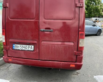 Красный Мерседес Sprinter, объемом двигателя 2.1 л и пробегом 500 тыс. км за 7500 $, фото 4 на Automoto.ua