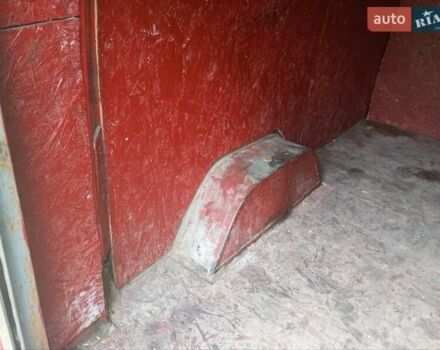 Червоний Мерседес Sprinter, об'ємом двигуна 2.15 л та пробігом 400 тис. км за 6200 $, фото 4 на Automoto.ua