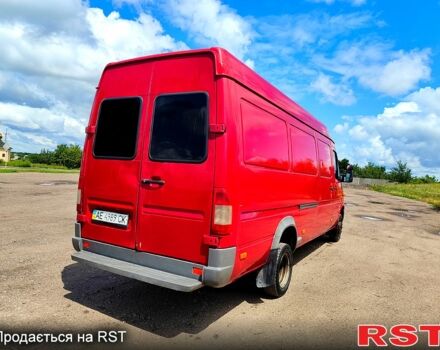 Красный Мерседес Sprinter, объемом двигателя 2.7 л и пробегом 502 тыс. км за 15900 $, фото 3 на Automoto.ua