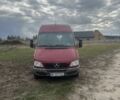 Красный Мерседес Sprinter, объемом двигателя 2.1 л и пробегом 562 тыс. км за 10500 $, фото 1 на Automoto.ua