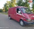 Красный Мерседес Sprinter, объемом двигателя 2.2 л и пробегом 480 тыс. км за 8300 $, фото 2 на Automoto.ua