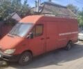 Красный Мерседес Sprinter, объемом двигателя 2.2 л и пробегом 750 тыс. км за 4500 $, фото 1 на Automoto.ua