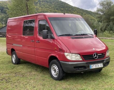 Червоний Мерседес Sprinter, об'ємом двигуна 2.1 л та пробігом 700 тис. км за 7880 $, фото 2 на Automoto.ua