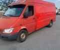 Красный Мерседес Sprinter, объемом двигателя 2.15 л и пробегом 345 тыс. км за 8900 $, фото 1 на Automoto.ua