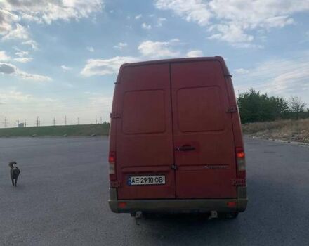 Красный Мерседес Sprinter, объемом двигателя 2.15 л и пробегом 345 тыс. км за 8900 $, фото 6 на Automoto.ua