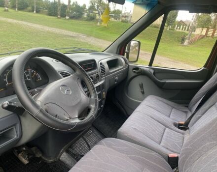 Червоний Мерседес Sprinter, об'ємом двигуна 2.1 л та пробігом 700 тис. км за 7880 $, фото 6 на Automoto.ua