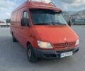 Красный Мерседес Sprinter, объемом двигателя 2.15 л и пробегом 345 тыс. км за 8900 $, фото 2 на Automoto.ua