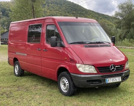 Червоний Мерседес Sprinter, об'ємом двигуна 2.1 л та пробігом 700 тис. км за 7880 $, фото 1 на Automoto.ua