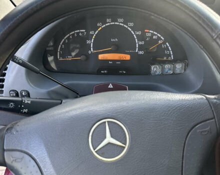Червоний Мерседес Sprinter, об'ємом двигуна 2.69 л та пробігом 540 тис. км за 9300 $, фото 14 на Automoto.ua