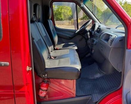 Красный Мерседес Sprinter, объемом двигателя 2.1 л и пробегом 490 тыс. км за 14500 $, фото 8 на Automoto.ua