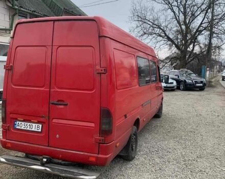 Красный Мерседес Sprinter, объемом двигателя 2.1 л и пробегом 260 тыс. км за 6800 $, фото 4 на Automoto.ua