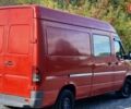 Красный Мерседес Sprinter, объемом двигателя 2.2 л и пробегом 542 тыс. км за 7600 $, фото 32 на Automoto.ua
