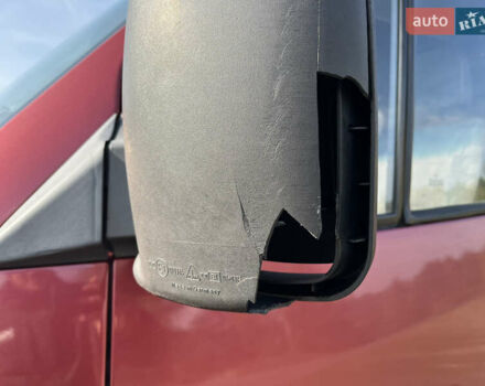 Красный Мерседес Sprinter, объемом двигателя 2.2 л и пробегом 606 тыс. км за 8700 $, фото 23 на Automoto.ua