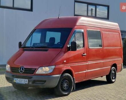 Красный Мерседес Sprinter, объемом двигателя 2.2 л и пробегом 542 тыс. км за 7600 $, фото 23 на Automoto.ua