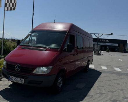 Красный Мерседес Sprinter, объемом двигателя 2.69 л и пробегом 480 тыс. км за 11800 $, фото 15 на Automoto.ua