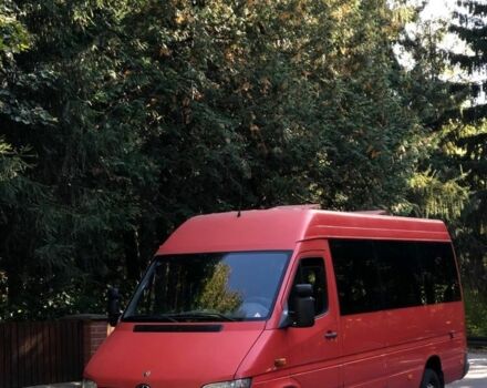 Красный Мерседес Sprinter, объемом двигателя 2 л и пробегом 390 тыс. км за 8500 $, фото 1 на Automoto.ua