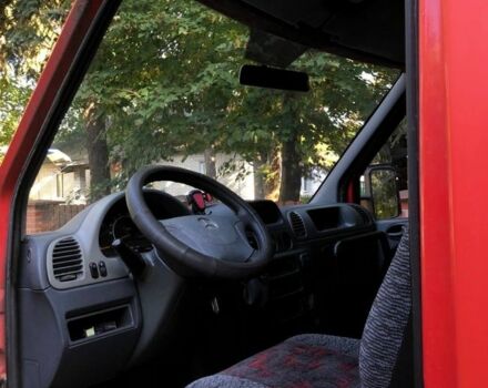 Красный Мерседес Sprinter, объемом двигателя 2 л и пробегом 390 тыс. км за 8500 $, фото 4 на Automoto.ua