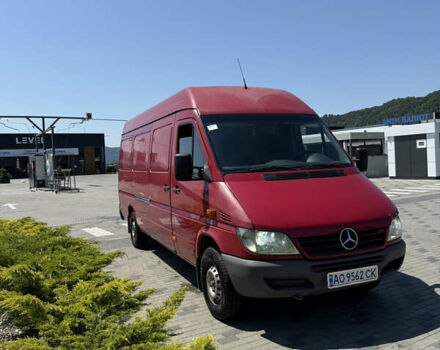 Красный Мерседес Sprinter, объемом двигателя 2.69 л и пробегом 480 тыс. км за 11800 $, фото 10 на Automoto.ua