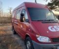 Красный Мерседес Sprinter, объемом двигателя 2.1 л и пробегом 457 тыс. км за 10200 $, фото 2 на Automoto.ua