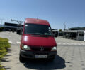 Красный Мерседес Sprinter, объемом двигателя 2.69 л и пробегом 480 тыс. км за 11800 $, фото 1 на Automoto.ua