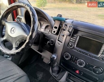 Червоний Мерседес Sprinter, об'ємом двигуна 2.99 л та пробігом 415 тис. км за 7500 $, фото 14 на Automoto.ua