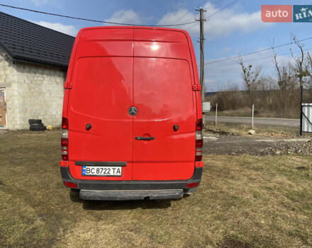 Красный Мерседес Sprinter, объемом двигателя 0 л и пробегом 290 тыс. км за 9900 $, фото 3 на Automoto.ua