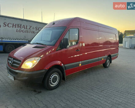 Червоний Мерседес Sprinter, об'ємом двигуна 2.15 л та пробігом 275 тис. км за 11800 $, фото 17 на Automoto.ua