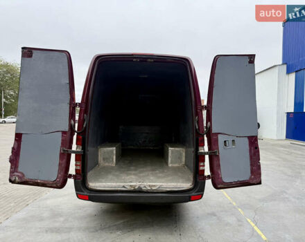 Красный Мерседес Sprinter, объемом двигателя 2.2 л и пробегом 390 тыс. км за 12900 $, фото 10 на Automoto.ua