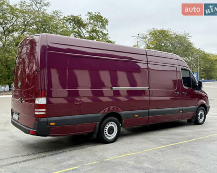 Красный Мерседес Sprinter, объемом двигателя 2.2 л и пробегом 390 тыс. км за 12900 $, фото 6 на Automoto.ua