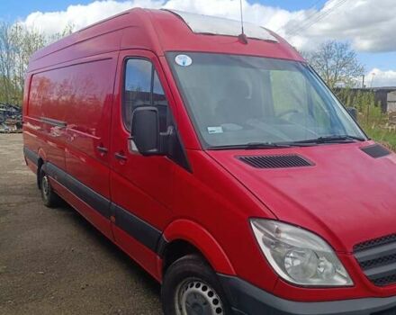 Красный Мерседес Sprinter, объемом двигателя 2.14 л и пробегом 397 тыс. км за 13200 $, фото 3 на Automoto.ua