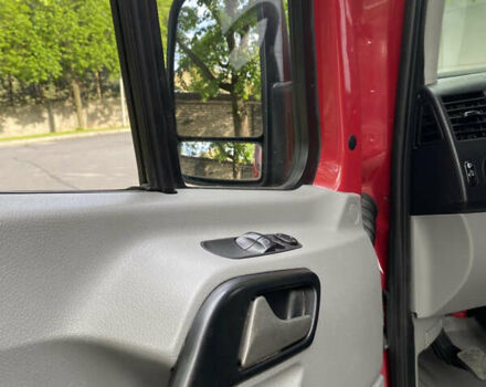 Красный Мерседес Sprinter, объемом двигателя 2.9 л и пробегом 336 тыс. км за 29500 $, фото 23 на Automoto.ua