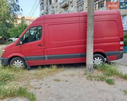 Красный Мерседес Sprinter, объемом двигателя 2.14 л и пробегом 185 тыс. км за 16000 $, фото 3 на Automoto.ua