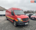 Красный Мерседес Sprinter, объемом двигателя 2.14 л и пробегом 300 тыс. км за 26999 $, фото 2 на Automoto.ua