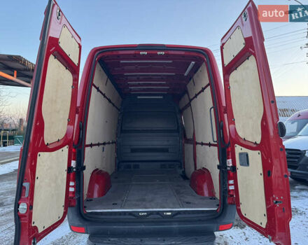 Красный Мерседес Sprinter, объемом двигателя 2.2 л и пробегом 331 тыс. км за 18900 $, фото 11 на Automoto.ua