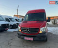 Красный Мерседес Sprinter, объемом двигателя 2.2 л и пробегом 331 тыс. км за 18900 $, фото 3 на Automoto.ua