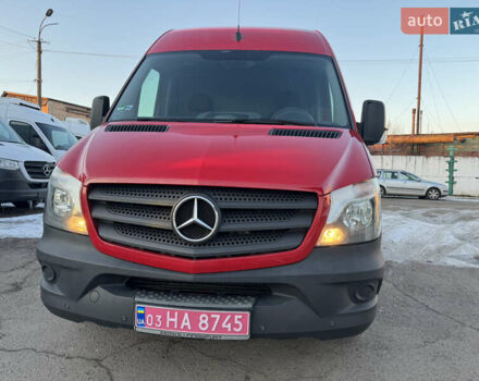 Красный Мерседес Sprinter, объемом двигателя 2.2 л и пробегом 331 тыс. км за 18900 $, фото 4 на Automoto.ua