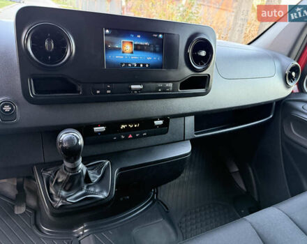 Красный Мерседес Sprinter, объемом двигателя 0 л и пробегом 228 тыс. км за 24800 $, фото 11 на Automoto.ua