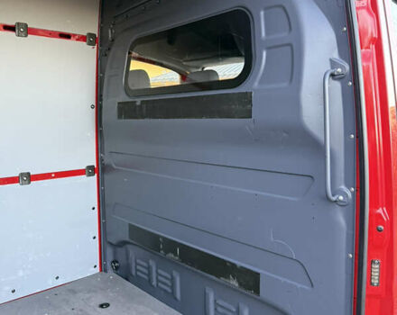Красный Мерседес Sprinter, объемом двигателя 0 л и пробегом 228 тыс. км за 24800 $, фото 20 на Automoto.ua