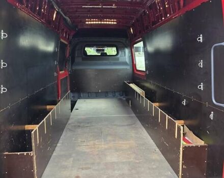Красный Мерседес Sprinter, объемом двигателя 2.14 л и пробегом 279 тыс. км за 28999 $, фото 26 на Automoto.ua