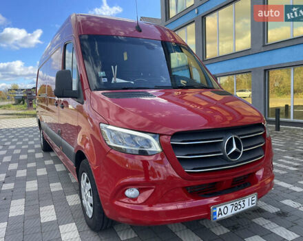 Красный Мерседес Sprinter, объемом двигателя 1.95 л и пробегом 255 тыс. км за 25500 $, фото 4 на Automoto.ua