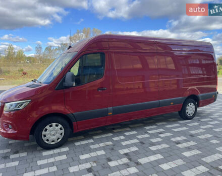 Красный Мерседес Sprinter, объемом двигателя 1.95 л и пробегом 255 тыс. км за 25500 $, фото 2 на Automoto.ua