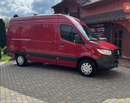 Красный Мерседес Sprinter, объемом двигателя 1.95 л и пробегом 169 тыс. км за 31700 $, фото 2 на Automoto.ua