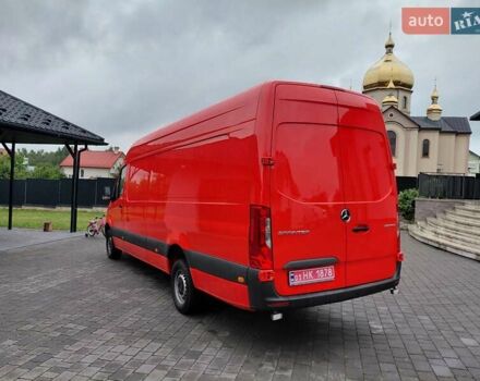 Красный Мерседес Sprinter, объемом двигателя 3 л и пробегом 360 тыс. км за 40679 $, фото 4 на Automoto.ua