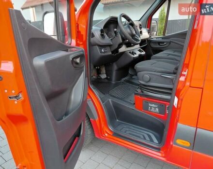 Красный Мерседес Sprinter, объемом двигателя 3 л и пробегом 360 тыс. км за 40679 $, фото 18 на Automoto.ua