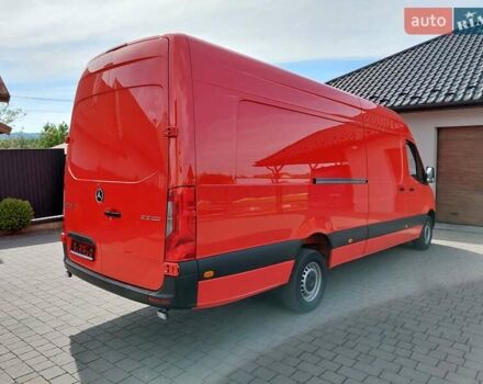Красный Мерседес Sprinter, объемом двигателя 3 л и пробегом 390 тыс. км за 38334 $, фото 3 на Automoto.ua