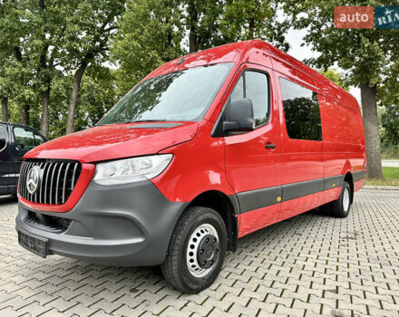 Красный Мерседес Sprinter, объемом двигателя 2 л и пробегом 113 тыс. км за 42900 $, фото 2 на Automoto.ua